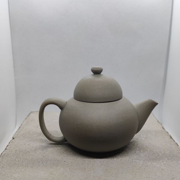 Teapot Kurochibusa no. 4 黒乳房